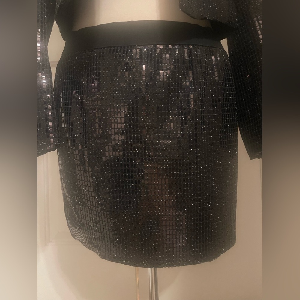 Skirt Set - Picture 4 of 7